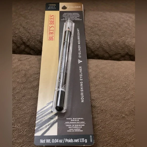 Nourishing Eyeliner Soft Black by Burt’s Bees - Picture 16 of 16